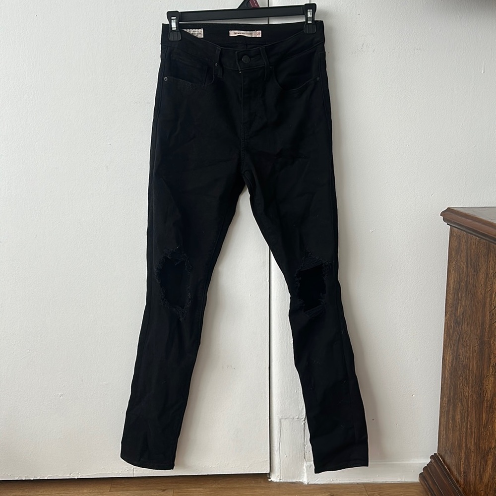 Levis 721 High Rise Skinny black ripped jeans